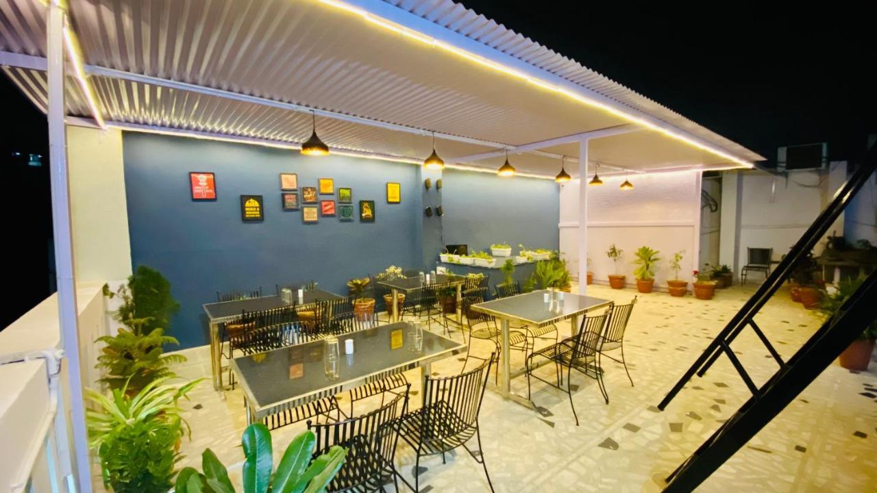 Hotel Pulse Inn Near Railway Station Jaipur Exteriör bild