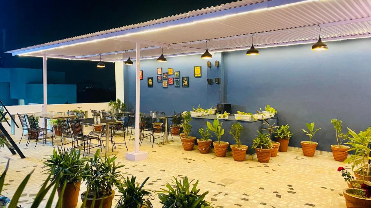 Hotel Pulse Inn Near Railway Station Jaipur Exteriör bild