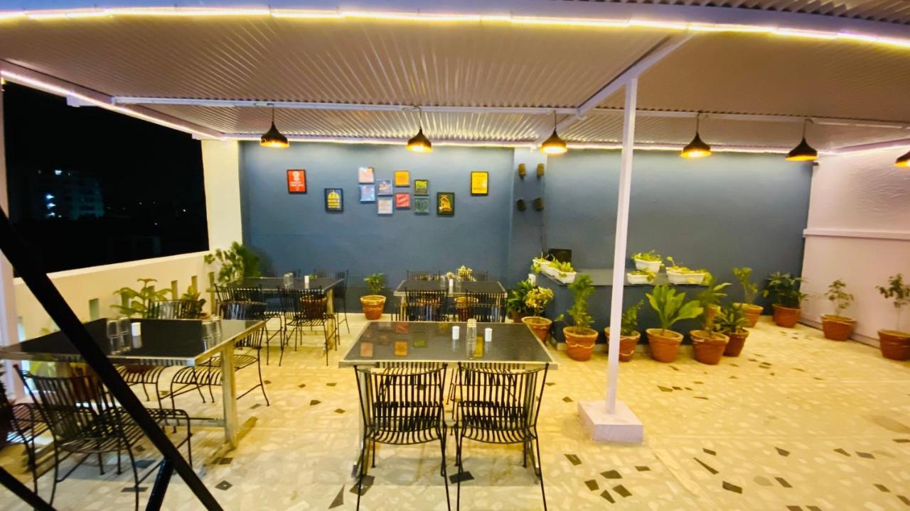 Hotel Pulse Inn Near Railway Station Jaipur Exteriör bild