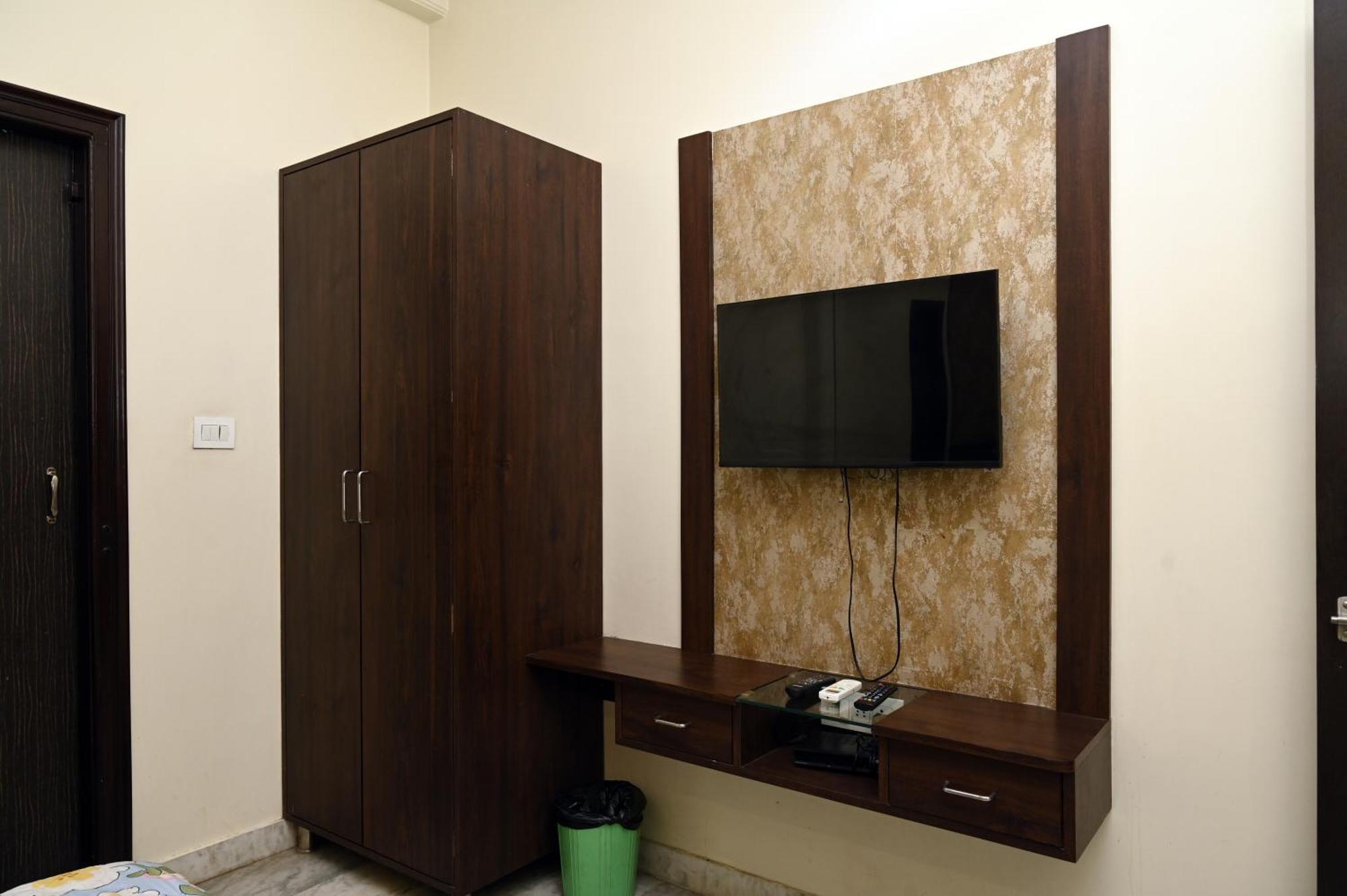 Hotel Pulse Inn Near Railway Station Jaipur Exteriör bild